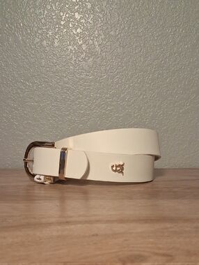 Steve Madden Cream Belt with Gold Buckle